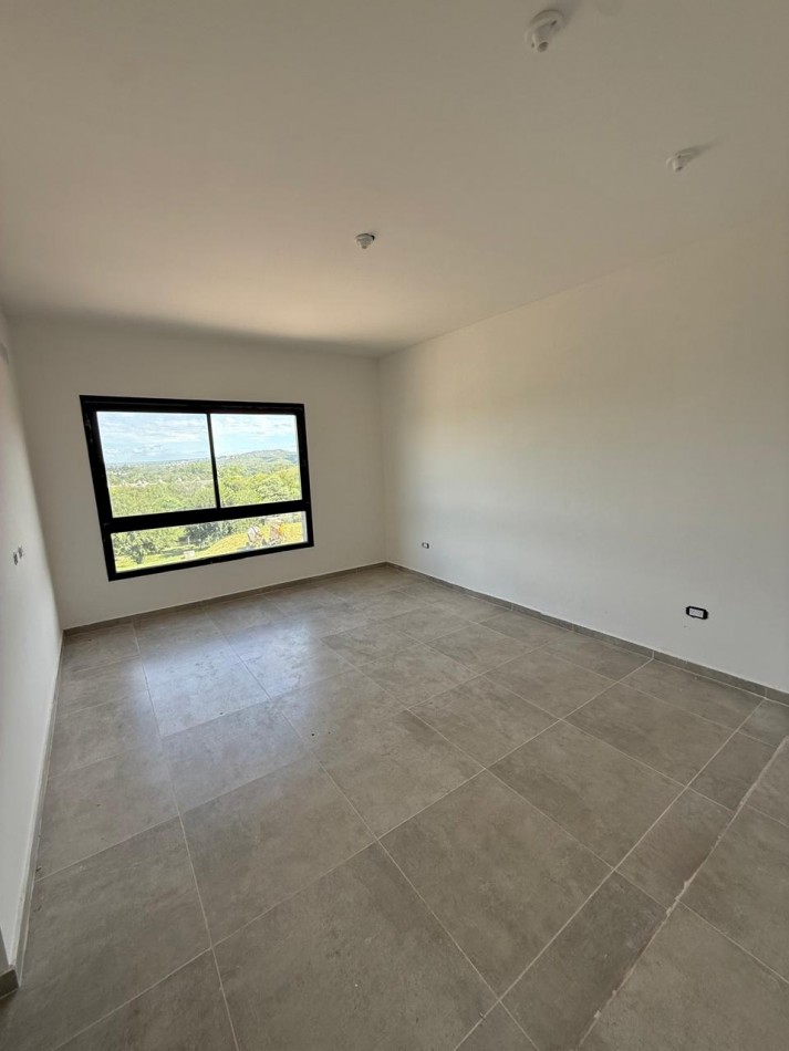 Duplex a Estrenar. Fecha entrega un mes aprox.  