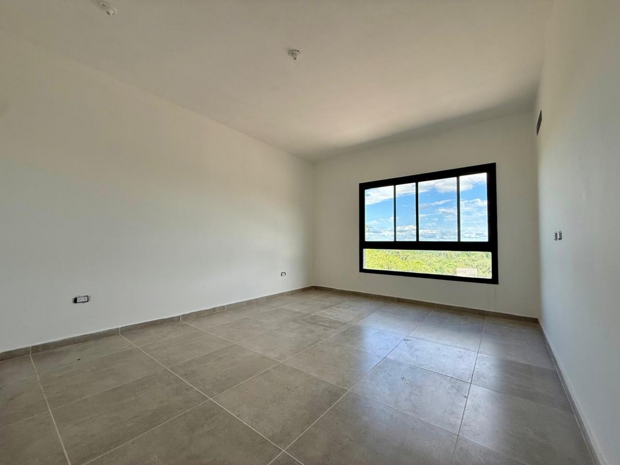 Duplex a Estrenar. Fecha entrega un mes aprox.  