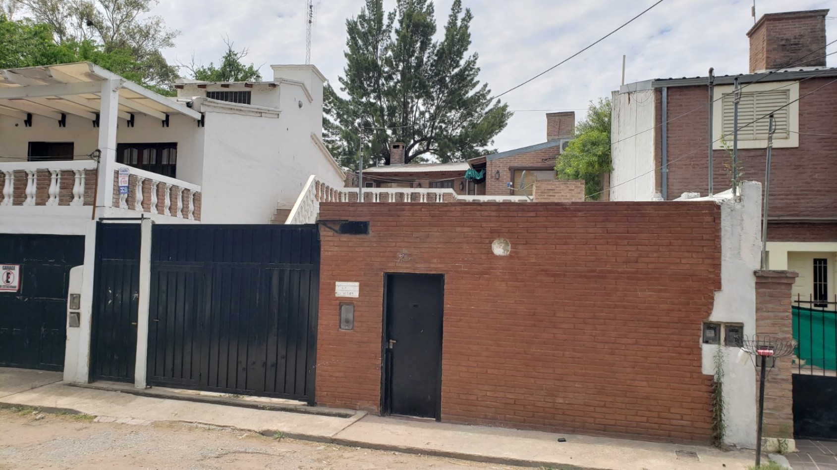 OPORTUNIDAD DE INVERSION - COMPLEJO CON RENTA
